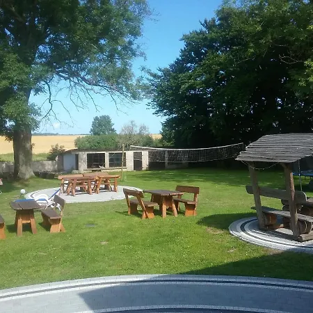 Dworek Natury 3* Strzezenice