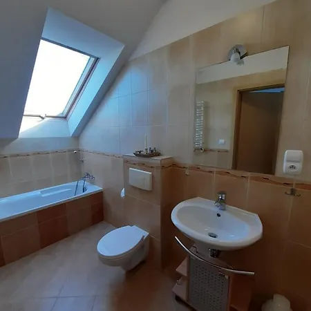 Dworek Natury Strzezenice