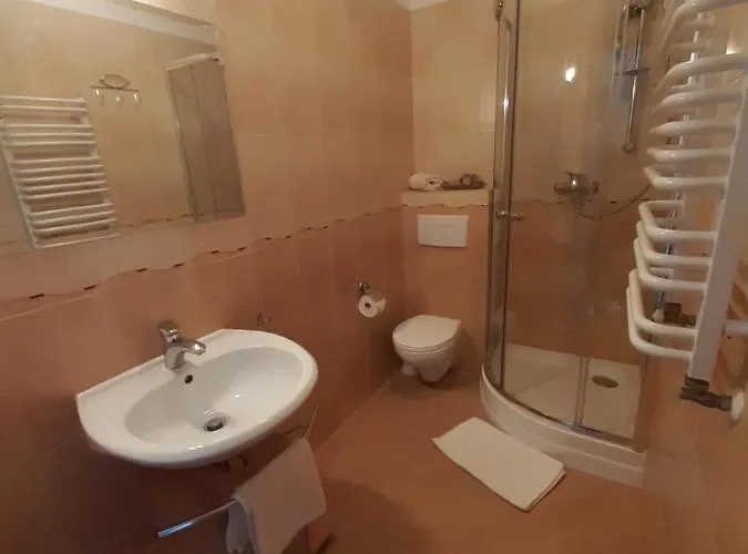 Dworek Natury Bed & Breakfast